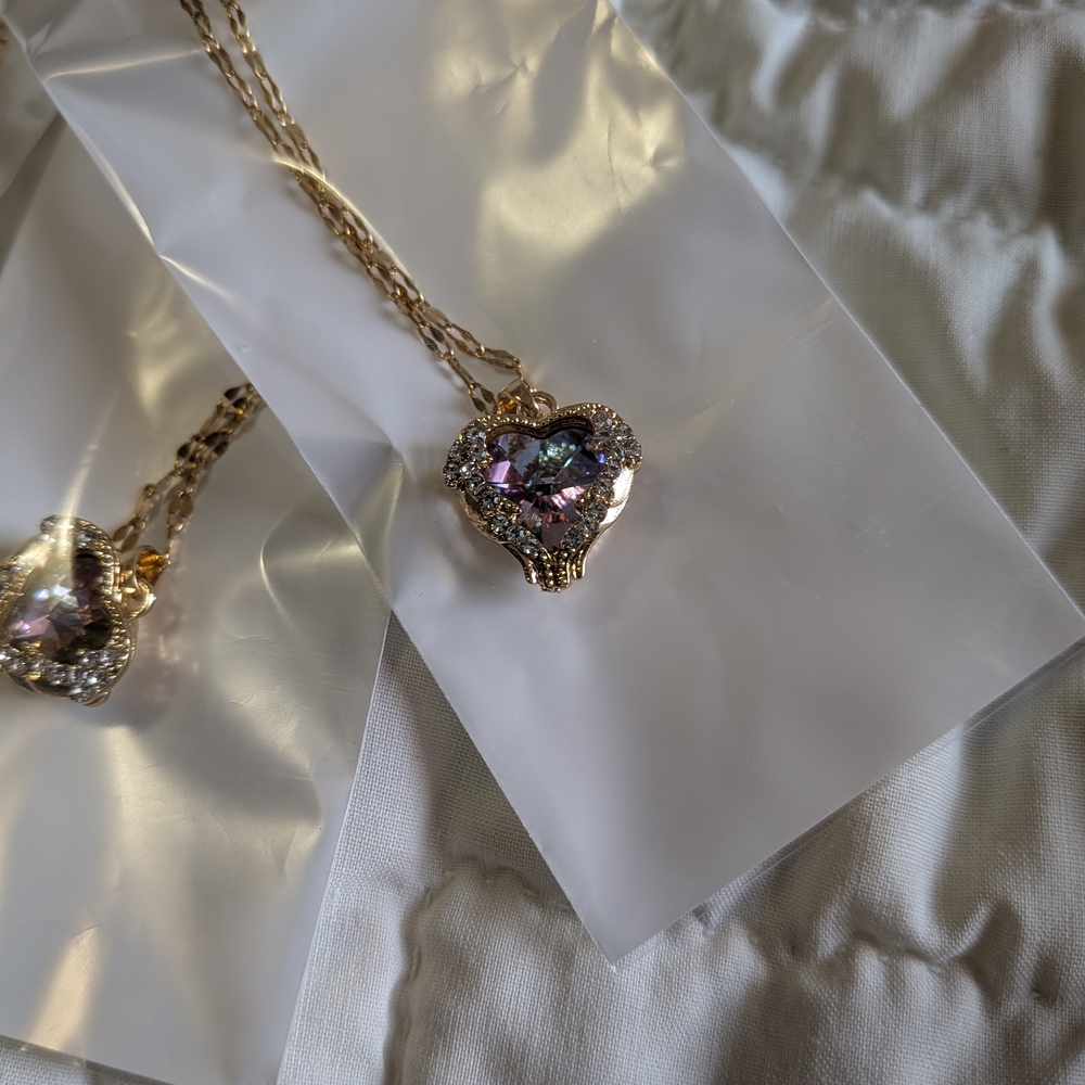 Four Golden Heart Pendant Necklaces  with ALEXANDRITE colored Stones 17"-19" - Picture 5 of 13